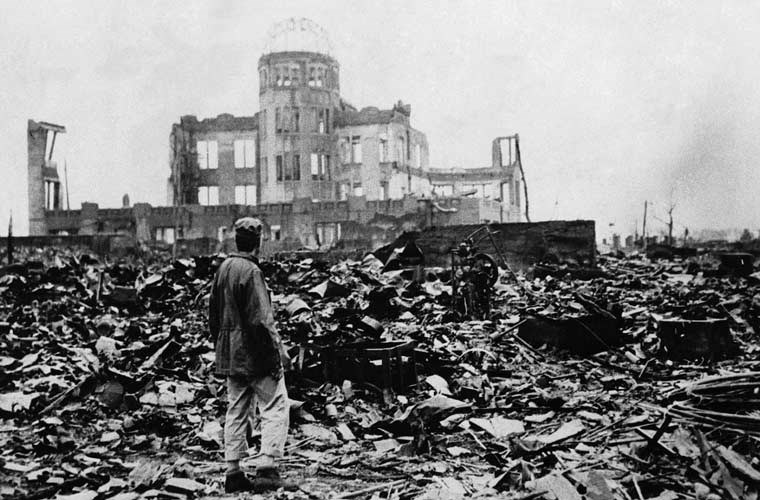 Cảnh hoang tàn sau vụ ném bom nguyên tử ở Hiroshima
